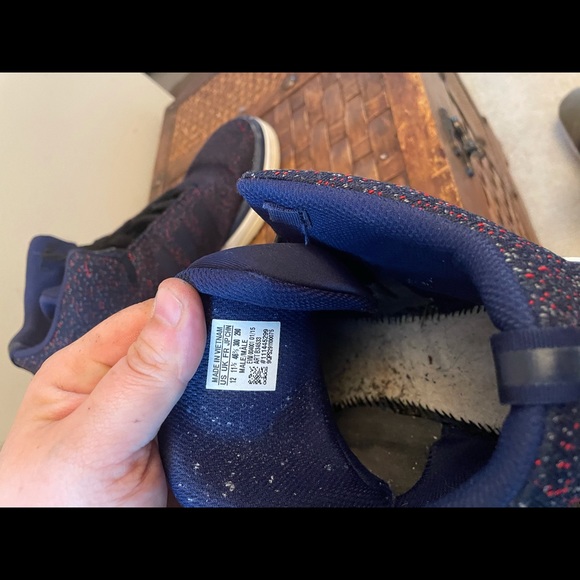 Adidas - Picture 2 of 2